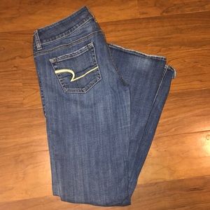 American Eagle fit and flare jeans